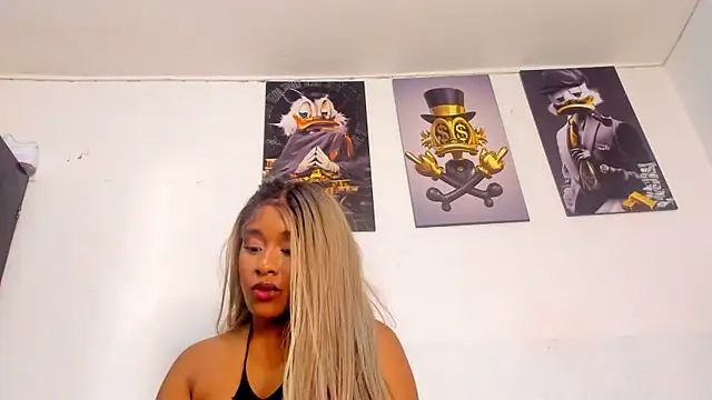 Snapshot of kriixtybrown chatting on January 7, 2025, 11:56 pm kriixtybrown online show from January 7, 2025, 11:56 pm