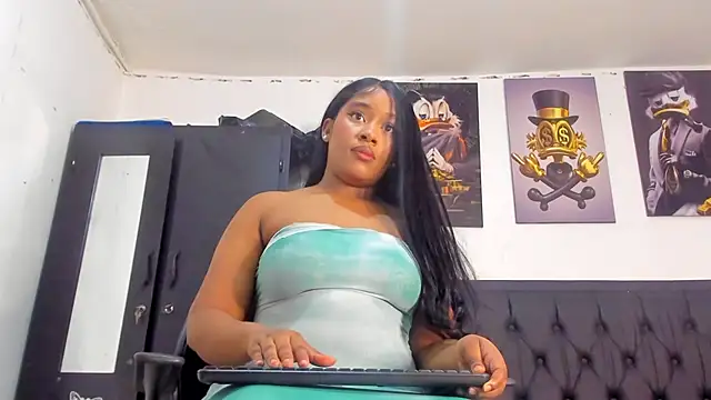 Snapshot of kriixtybrown chatting on February 12, 2025, 6:09 pm kriixtybrown online show from February 12, 2025, 6:09 pm