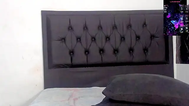 Snapshot of kriixtybrown chatting on February 22, 2025, 9:48 pm kriixtybrown online show from February 22, 2025, 9:48 pm