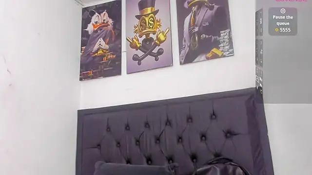 Snapshot of kriixtybrown chatting on September 10, 2025, 7:36 pm kriixtybrown online show from September 10, 2025, 7:36 pm