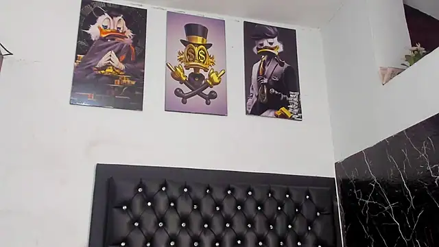 Snapshot of kriixtybrown chatting on November 22, 2025, 10:09 pm kriixtybrown online show from November 22, 2025, 10:09 pm