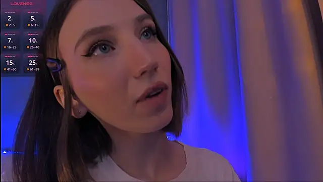 Snapshot of ellaamber chatting on January 21, 2025, 2:43 am ellaamber online show from January 21, 2025, 2:43 am