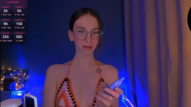 Snapshot of ellaamber chatting on February 22, 2025, 7:58 pm ellaamber online show from February 22, 2025, 7:58 pm