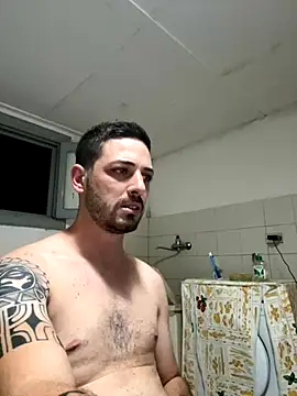 Snapshot of iltoscano95 chatting on September 22, 2025, 6:43 pm iltoscano95 online show from September 22, 2025, 6:43 pm