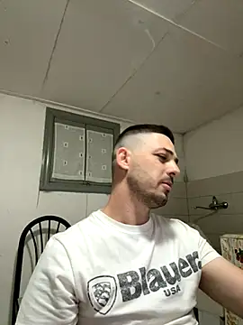 Snapshot of iltoscano95 chatting on September 29, 2025, 6:57 pm iltoscano95 online show from September 29, 2025, 6:57 pm