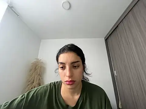 Snapshot of dakota_le chatting on July 23, 2026, 2:37 pm dakota le online show from July 23, 2026, 2:37 pm
