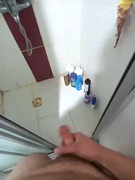 Snapshot of Kaptonko chatting on December 16, 2024, 1:00 pm Kaptonko online show from December 16, 2024, 1:00 pm