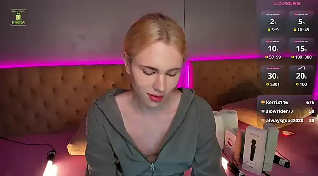 Snapshot of DanielPaige_ chatting on December 26, 2024, 7:27 pm DanielPaige online show from December 26, 2024, 7:27 pm