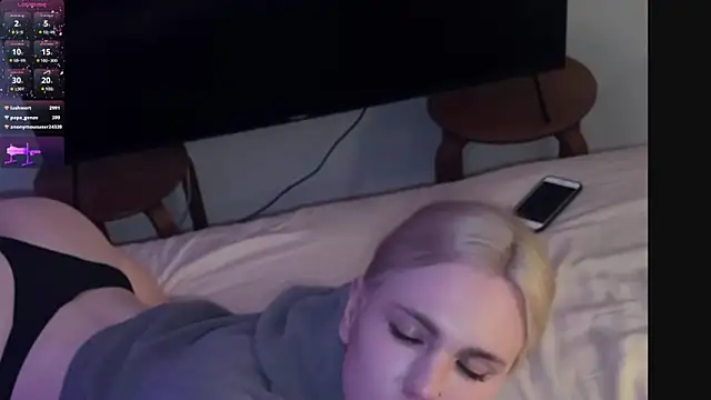 Snapshot of DanielPaige_ chatting on March 1, 2025, 7:15 pm DanielPaige online show from March 1, 2025, 7:15 pm