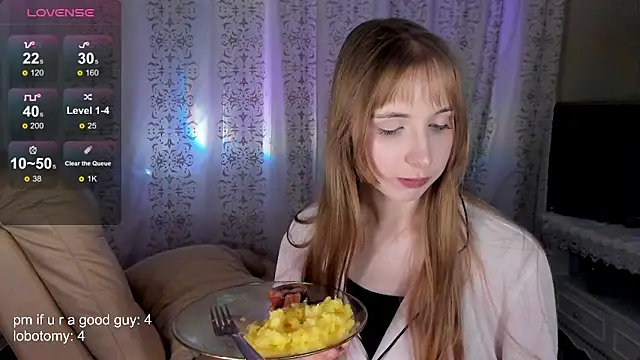 AprilHilll online show from December 13, 2024, 3:32 pm