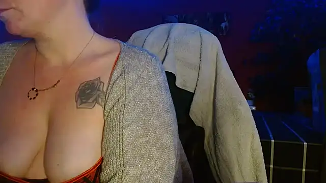 cruellaculdenfer67 online show from November 25, 2025, 9:26 pm