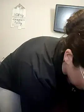 velvetta  online show from January 12, 2025, 5:22 pm