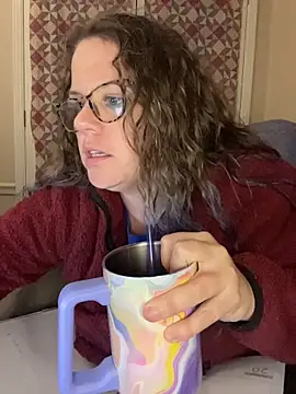 Snapshot of velvetta_ chatting on November 20, 2025, 5:51 am velvetta online show from November 20, 2025, 5:51 am