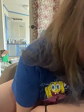 Snapshot of velvetta_ chatting on December 21, 2025, 4:25 pm velvetta online show from December 21, 2025, 4:25 pm