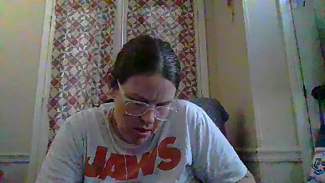 Snapshot of velvetta_ chatting on January 13, 2026, 7:52 pm velvetta online show from January 13, 2026, 7:52 pm