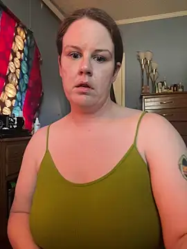 Snapshot of velvetta_ chatting on February 13, 2026, 6:26 pm velvetta online show from February 13, 2026, 6:26 pm