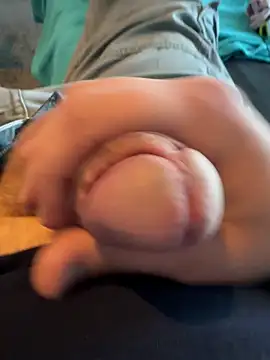 Snapshot of Sebastian24589 chatting on March 3, 2025, 8:49 am Sebastian24589 online show from March 3, 2025, 8:49 am