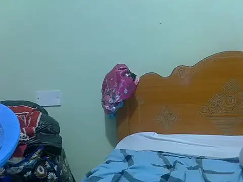 Petite rider online show from October 19, 2025, 11:55 am