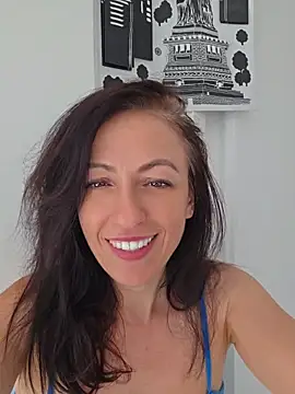 lovewildguy1 online show from July 28, 2026, 11:17 am
