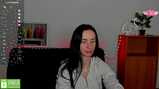 annakillianox online show from February 11, 2025, 9:31 am