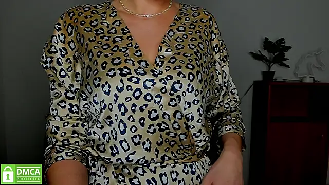 annakillianox online show from October 5, 2025, 5:28 am