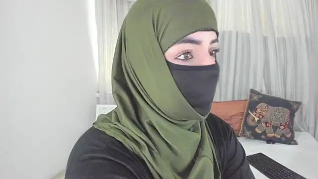 Uzra hayed online show from March 28, 2026, 2:27 pm