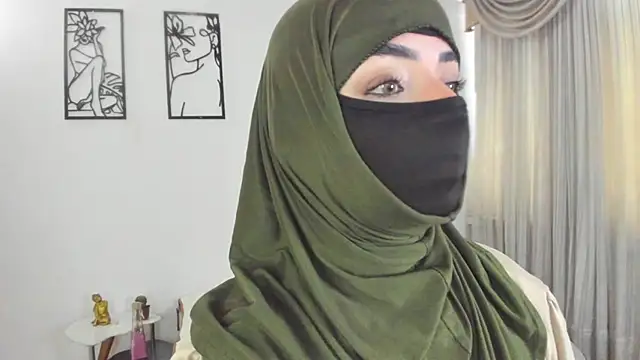 Uzra hayed online show from July 28, 2026, 3:21 pm