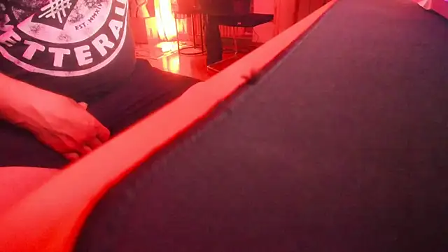 soulfuck92 online show from April 8, 2026, 4:45 am