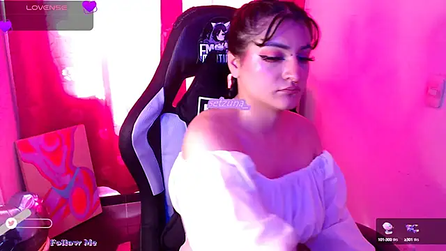 setzuna  online show from February 16, 2025, 7:05 pm