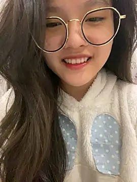 Krixxi22 online show from December 14, 2024, 8:23 am