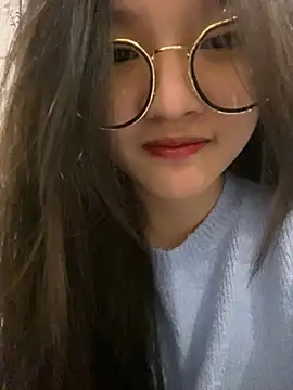 Krixxi22 online show from January 20, 2025, 3:39 pm