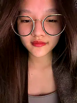 Krixxi22 online show from September 18, 2025, 3:25 pm