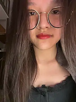 Krixxi22 online show from October 20, 2025, 4:40 pm