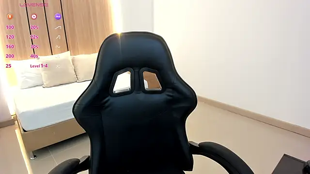 Snapshot of zoe_danae_ chatting on March 23, 2026, 12:31 pm zoe danae online show from March 23, 2026, 12:31 pm