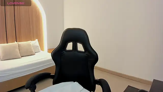 Snapshot of zoe_danae_ chatting on April 16, 2026, 1:12 pm zoe danae online show from April 16, 2026, 1:12 pm