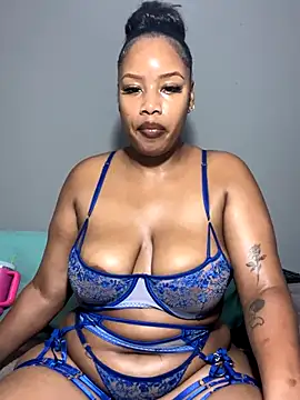 MimiCurves online show from November 20, 2025, 9:20 am