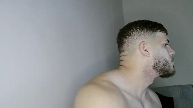 Snapshot of Dedel199 chatting on February 9, 2026, 11:42 pm Dedel199 online show from February 9, 2026, 11:42 pm