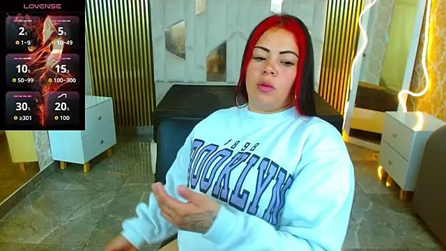 Snapshot of martinna_tay chatting on September 15, 2025, 3:17 am martinna tay online show from September 15, 2025, 3:17 am