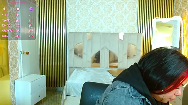 Snapshot of martinna_tay chatting on October 2, 2025, 3:24 am martinna tay online show from October 2, 2025, 3:24 am