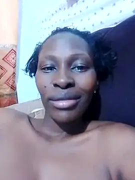 LOVELY-2BERRY online show from May 20, 2026, 6:58 pm