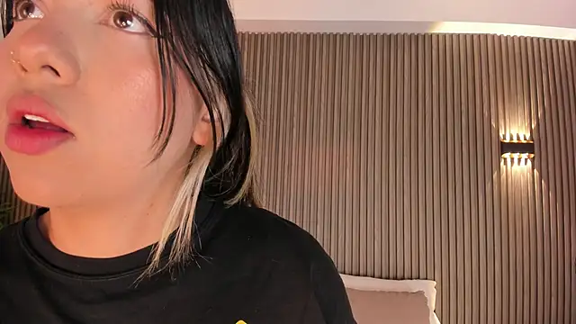 Snapshot of AliceHanz chatting on February 20, 2026, 4:09 am AliceHanz online show from February 20, 2026, 4:09 am