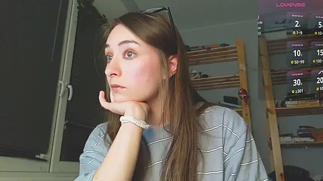 Snapshot of monlight__dana chatting on December 1, 2025, 9:09 pm monlight dana online show from December 1, 2025, 9:09 pm