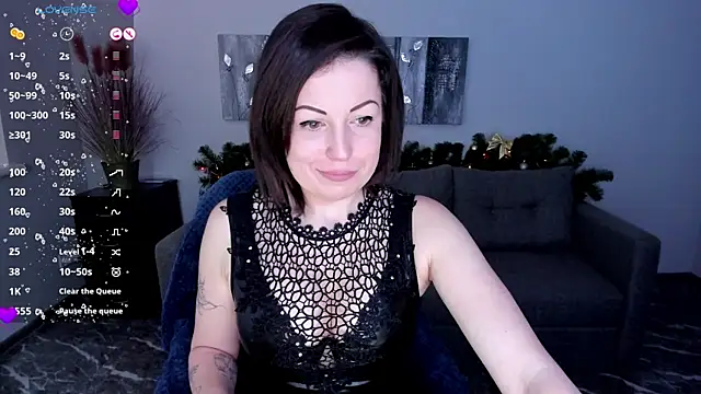 Emily Midlton online show from January 7, 2025, 7:31 am