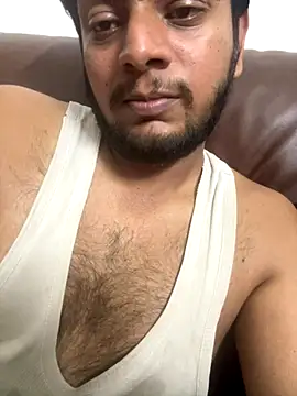 indianhotche online show from December 18, 2025, 7:20 pm