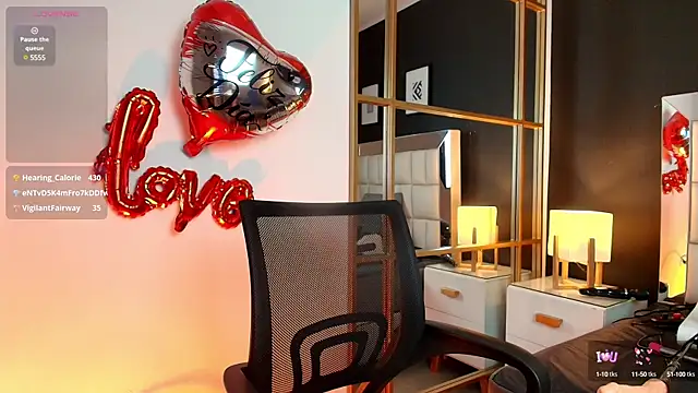 lisa casper online show from February 15, 2025, 10:10 pm