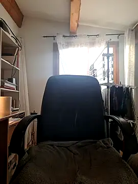 Snapshot of SpiceLea chatting on December 15, 2024, 2:48 pm SpiceLea online show from December 15, 2024, 2:48 pm