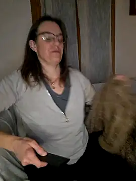 Snapshot of SpiceLea chatting on December 28, 2024, 9:51 pm SpiceLea online show from December 28, 2024, 9:51 pm