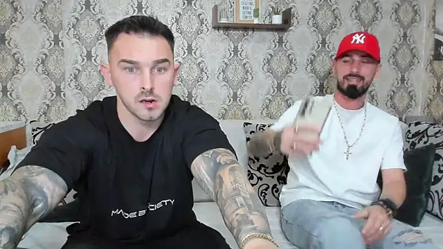 Snapshot of Jonmusclemaster chatting on January 9, 2025, 8:44 pm Jonmusclemaster online show from January 9, 2025, 8:44 pm