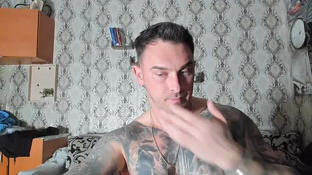 Snapshot of Jonmusclemaster chatting on February 18, 2025, 8:36 pm Jonmusclemaster online show from February 18, 2025, 8:36 pm