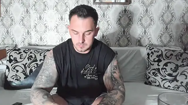 Snapshot of Jonmusclemaster chatting on February 23, 2025, 8:00 pm Jonmusclemaster online show from February 23, 2025, 8:00 pm